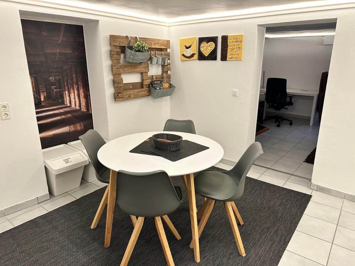 Modernes Apartment Mit Terrasse Und Highspeed Internet Zwischen Aalen Und Schwaebisch Gmuend Goggingen 외부 사진
